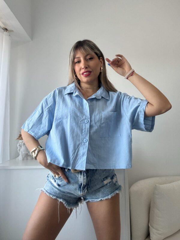 camisa fabiana de lino celeste delantero