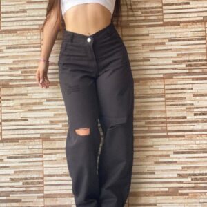 baggy negro con roturas