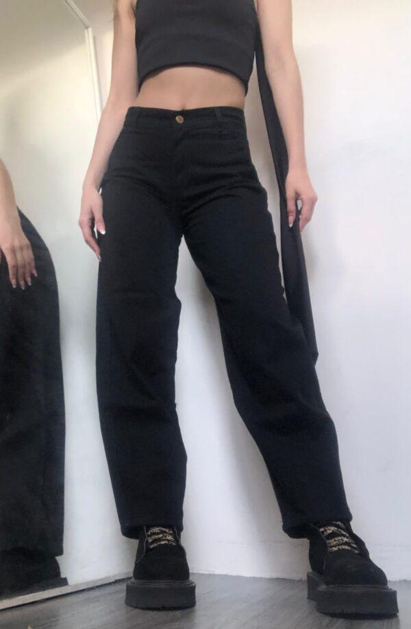 jeans baggy mom negro rígido