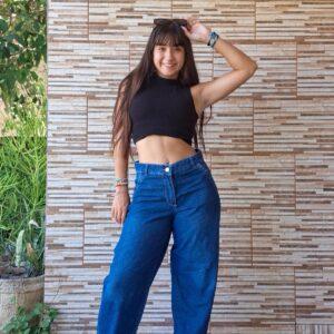 jeans baggy rígido liso tiro alto