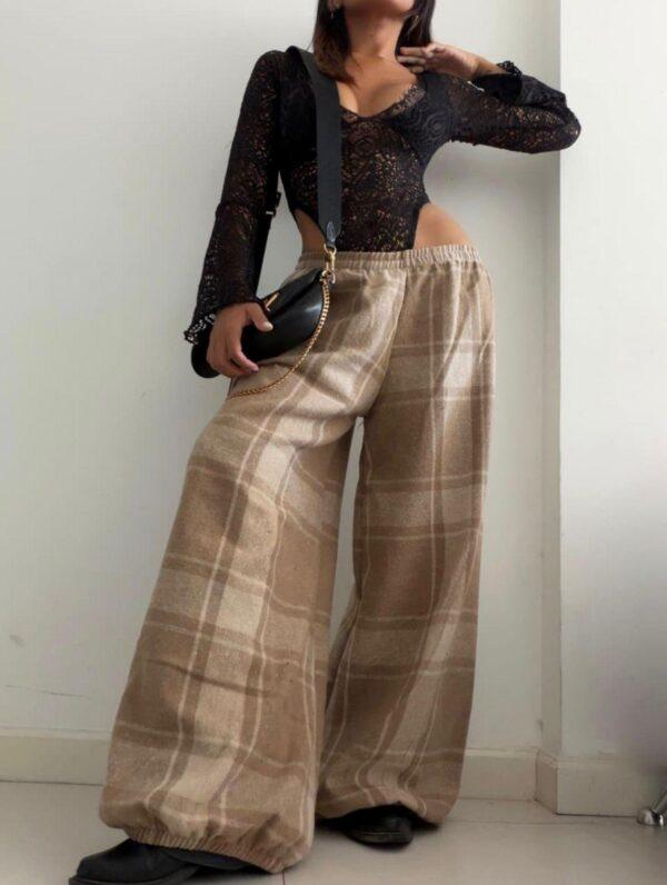 Pantalón Globo a Cuadros beige