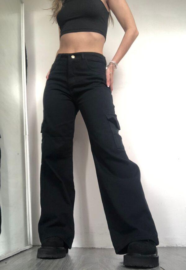 Wide Leg Negro Rígido